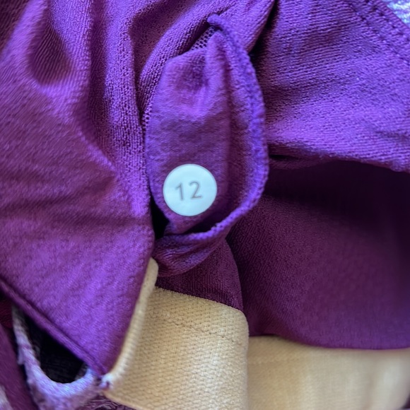 Lululemon Turbo Tank - Picture 4 of 5